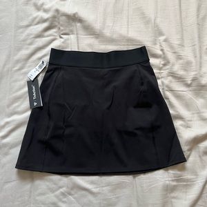 Aritzia TNA Slick Mini Skirt (NEVER WORN)